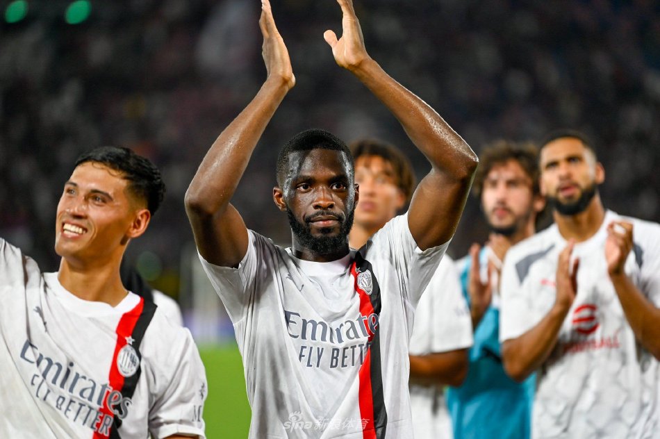 挥汗如雨的 挥汗如雨的